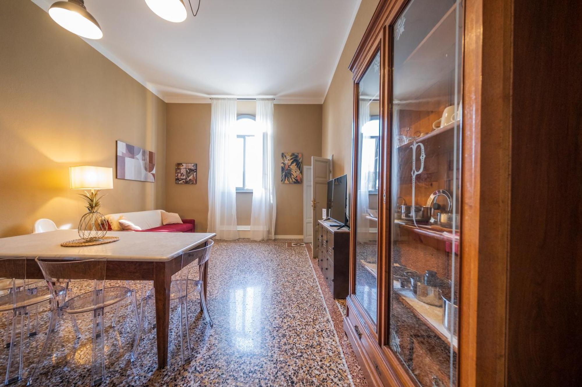 Lungarno Buozzi 7 Apartments 피사 외부 사진
