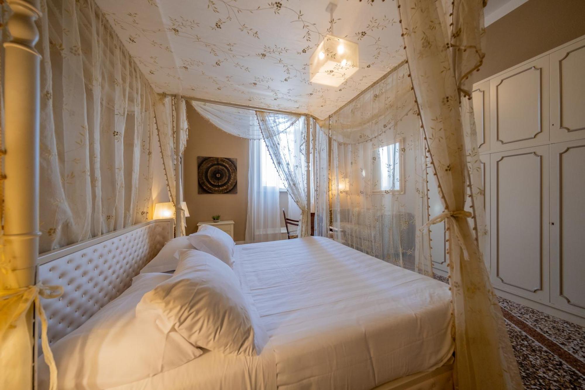 Lungarno Buozzi 7 Apartments 피사 외부 사진