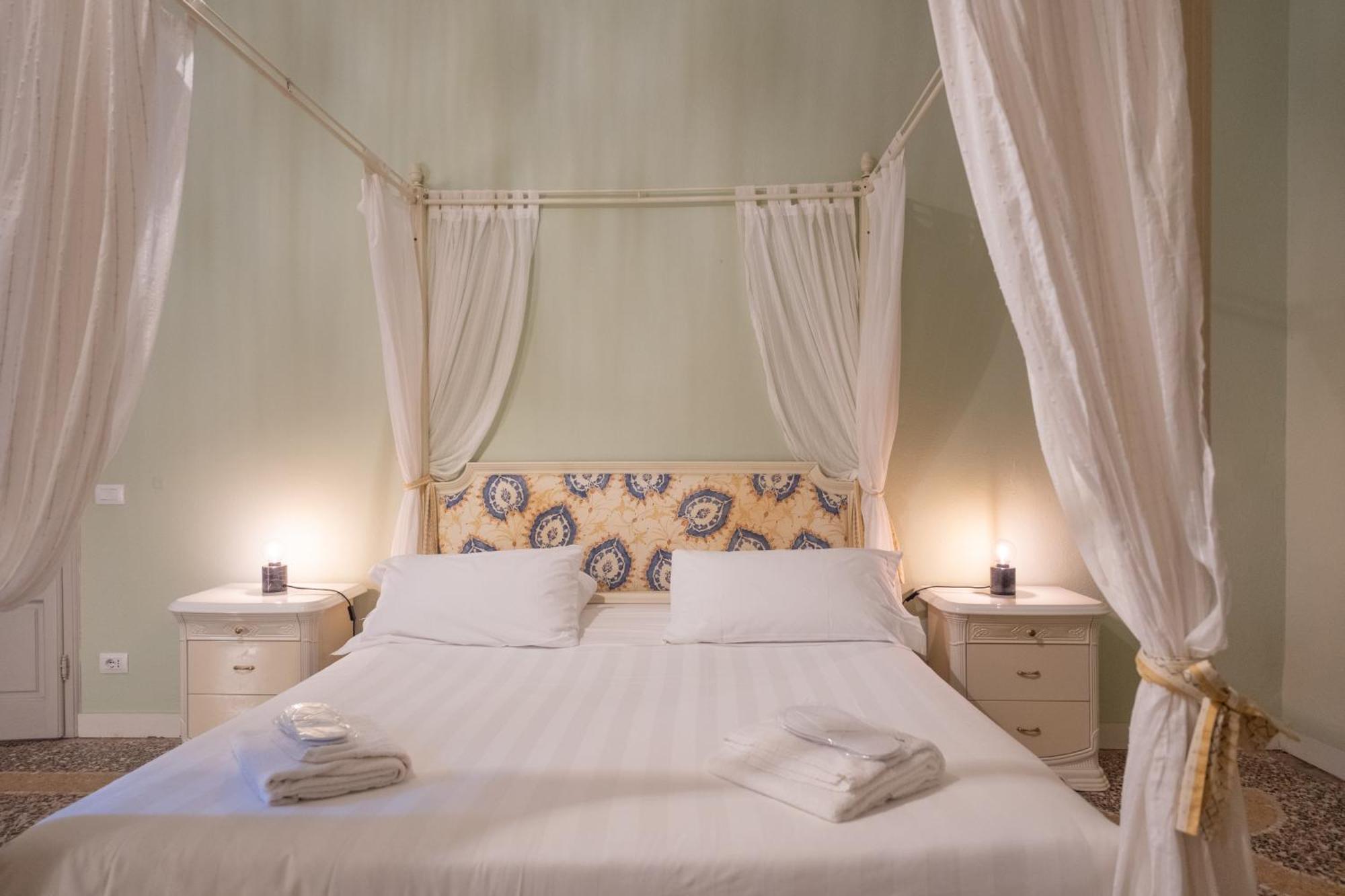 Lungarno Buozzi 7 Apartments 피사 외부 사진