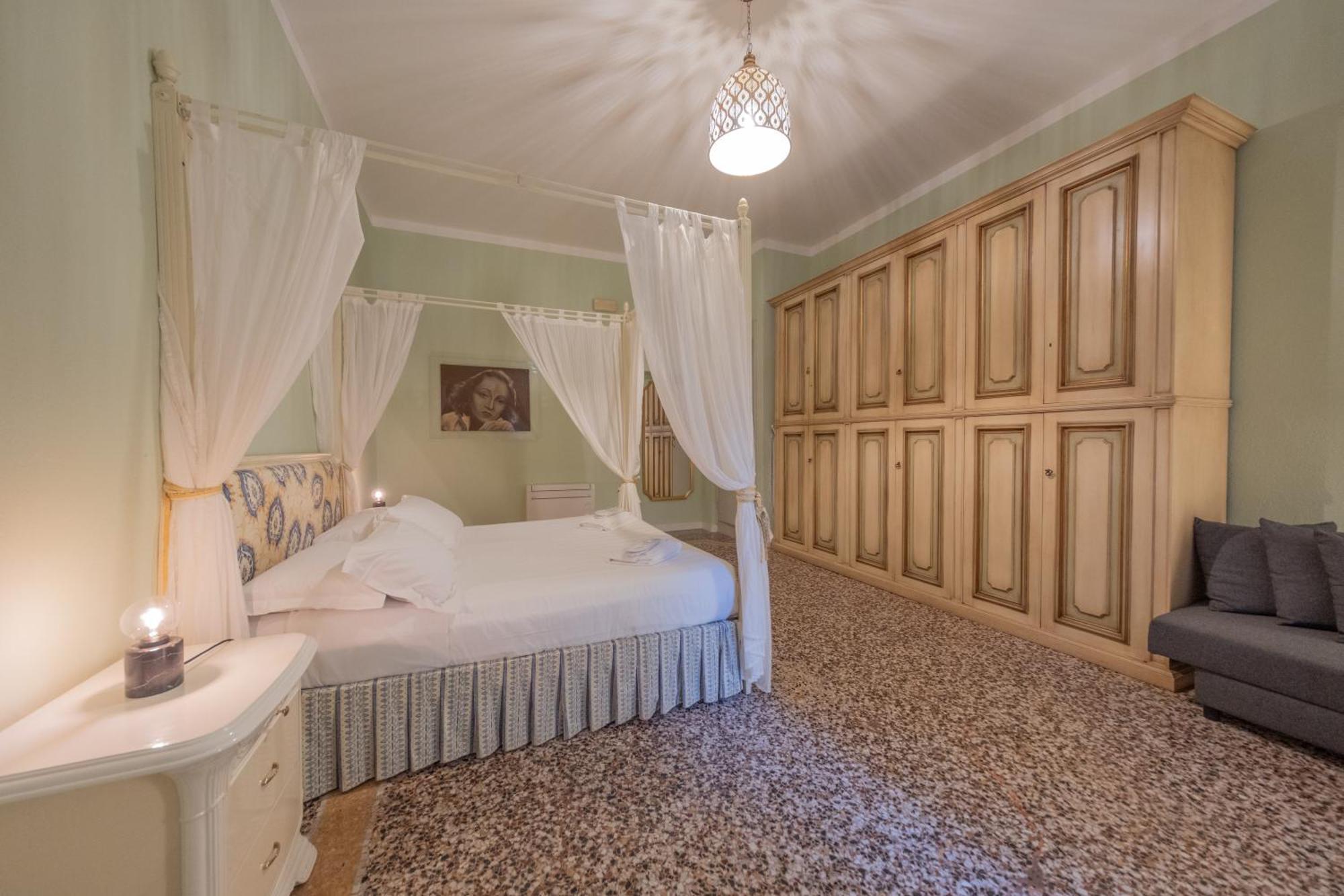 Lungarno Buozzi 7 Apartments 피사 외부 사진